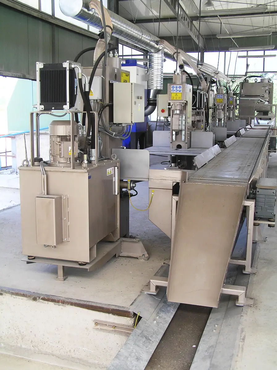 SLG 15 splitting line for granite Cobblestones production line in Poland